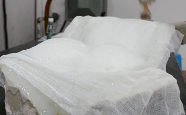 液態(tài)硅膠產(chǎn)品變形或縮水該怎么解決 ？